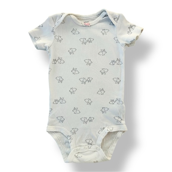 Carter’s | Five Patterned Short Sleeve Bodysuits (12 mos) - Picture 6 of 7
